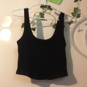 Old Navy black cropped tank